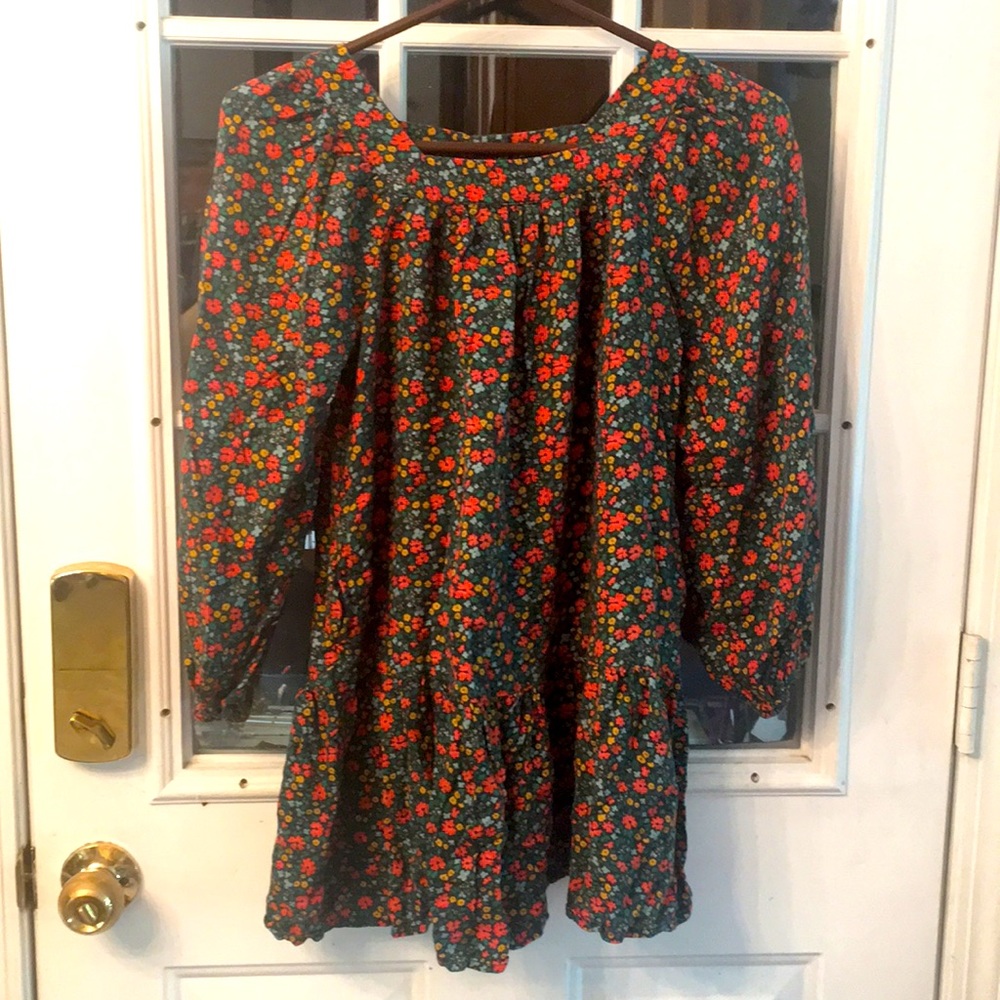 Girls dress- 10/12